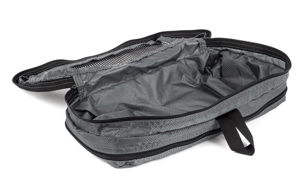Small Laundry Packing Cube in Graphite Piscine